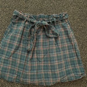 AE skirt